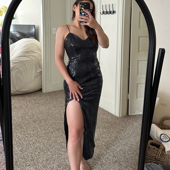 Dresses & Skirts - Vintage Sequin Gown